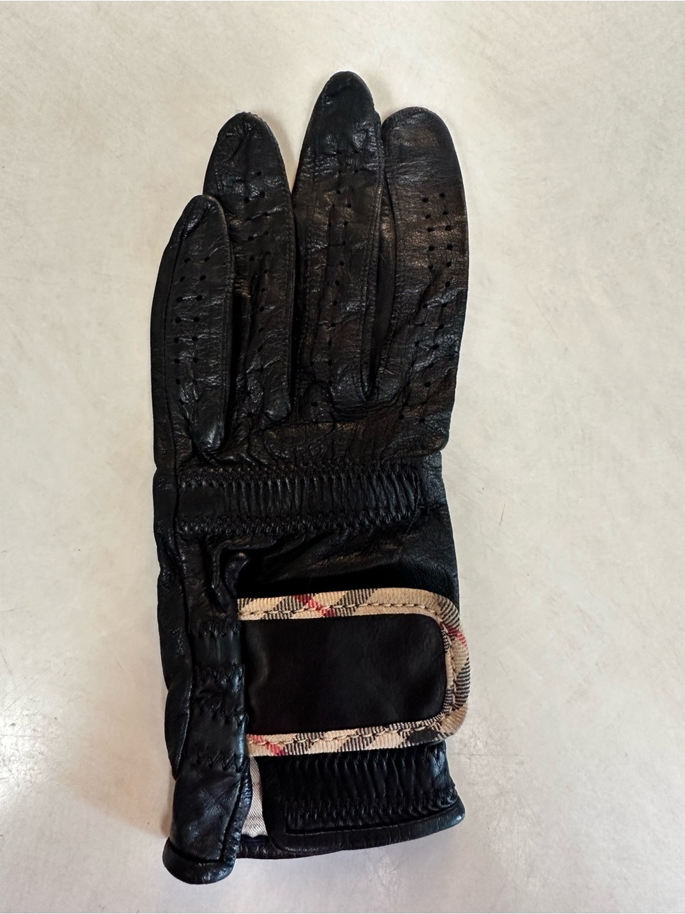 Rare Burberry Black Leather Women’s Golf Glove